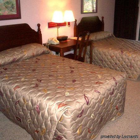 Rime Garden Inn & Suites Irondale 객실 사진