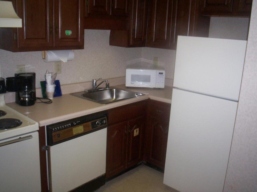 Rime Garden Inn & Suites Irondale 객실 사진