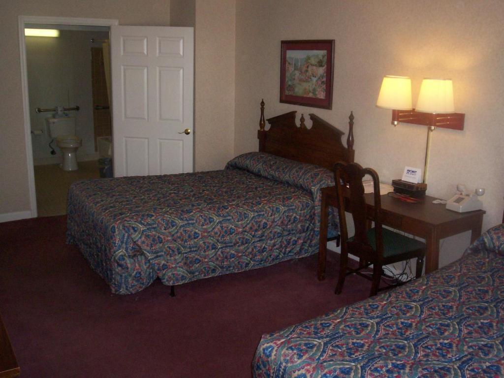 Rime Garden Inn & Suites Irondale 객실 사진